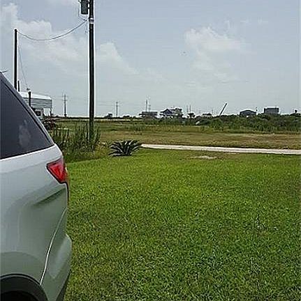 5th image of 1019 Beach Front Dr