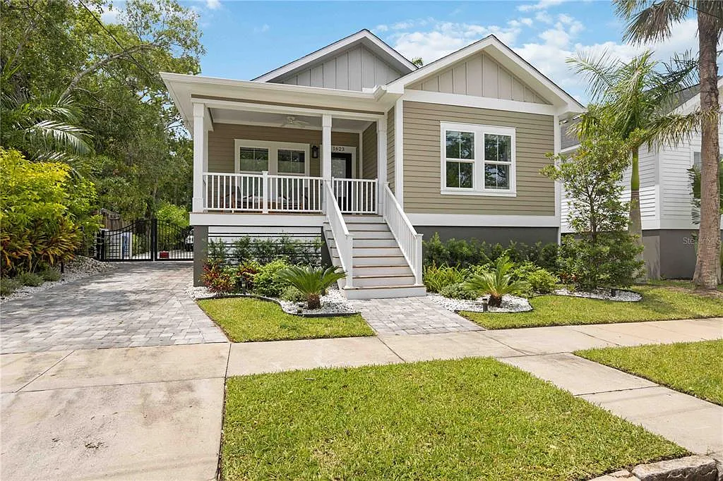 3 bed, 2.0 bath, 1650 sqft, $3,500 — Photo 1