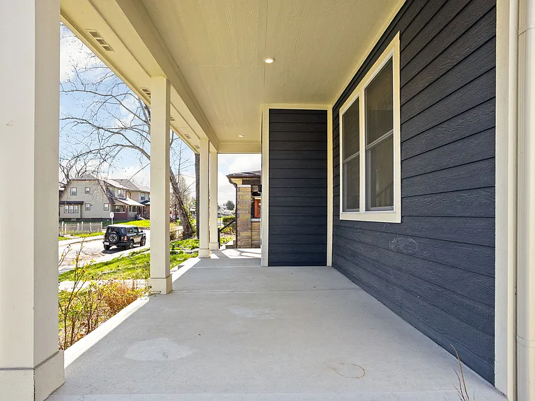 3110 Broadway St — Photo 20