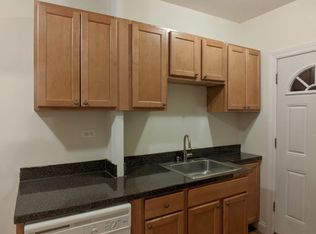 3823 N Fremont St UNIT 3825-E1, Chicago, IL 60613