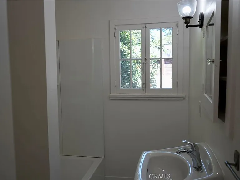 2117 Verde St — Photo 10