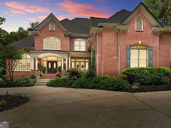 2nd image of 110 Smith Forest Ln