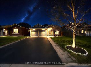 57 Bronze Cres, Bradford West Gwillimbury, ON L3Z 0B1