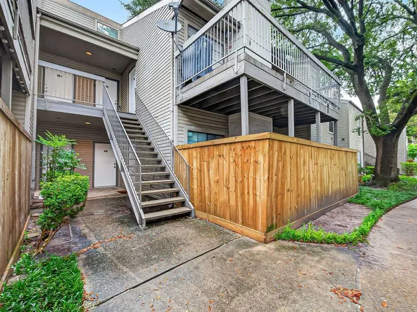 9707 Richmond Ave APT 118, Houston, TX 77042