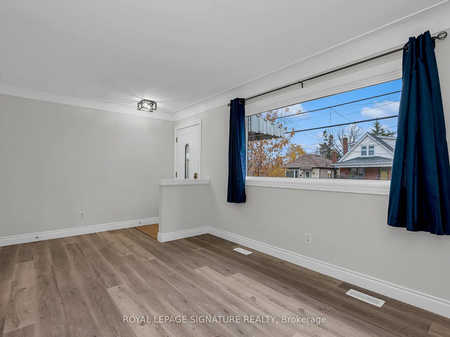 3 bed, $2,100 — Photo 2