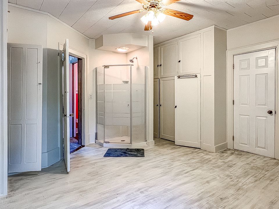 606 South 9th Street 3 606 S 6th St Escanaba MI Zillow