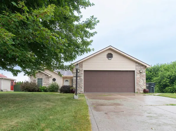 615 Seville Ct, Ligonier, IN 46767