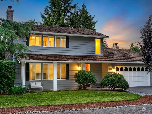 5707 151st Place SW, Edmonds, WA 98026