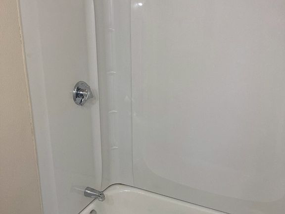 5th image of 93 Arthur St APT 2w