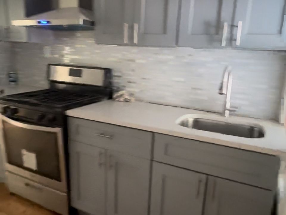 2nd image of 10719 120th St Floor 1