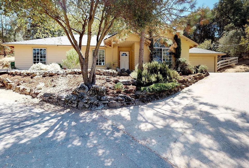 1st image of 39535 Highview Dr