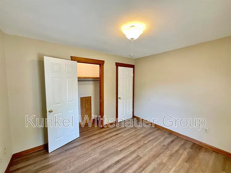546 N 40th St — Photo 11
