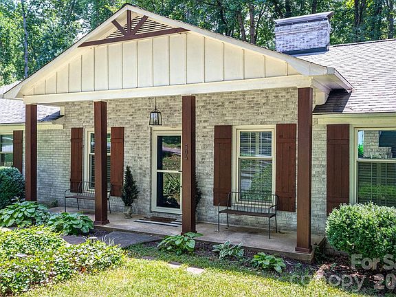 4th image of 504 Dogwood Ln