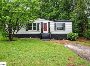 902 Antioch Church Rd, Greenville, SC 29605