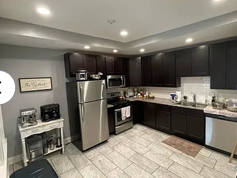 2236 W Cornelia Ave #1 — Photo 7