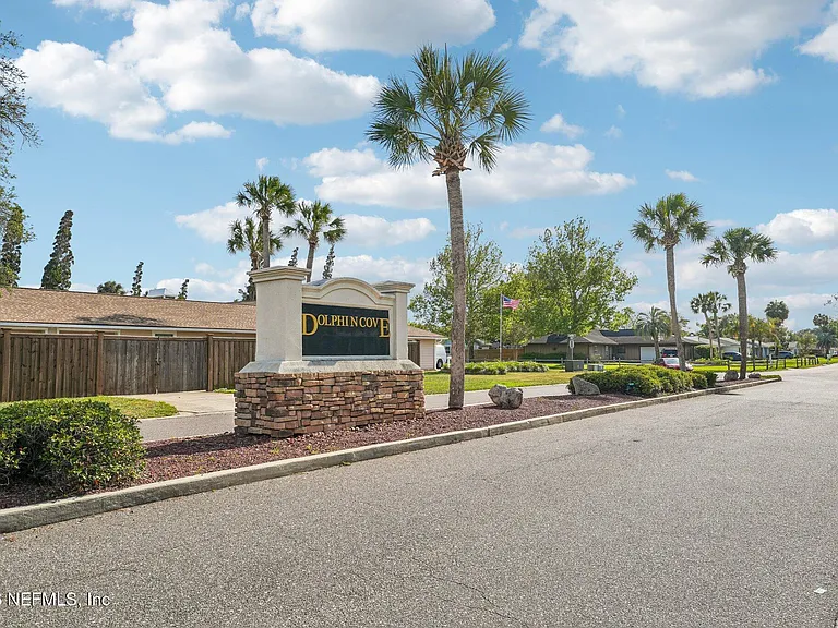 42 Dolphin Blvd — Photo 44