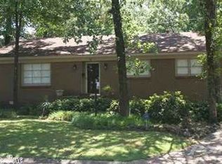 9 Connell Dr, Little Rock, AR 72205