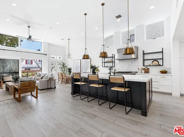 2331 Eastern Canal, Venice, CA 90291