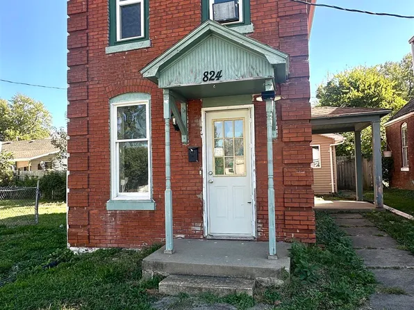824 N 12th St, Quincy, IL 62301