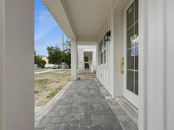3rd image of 1514 Wilson Ave