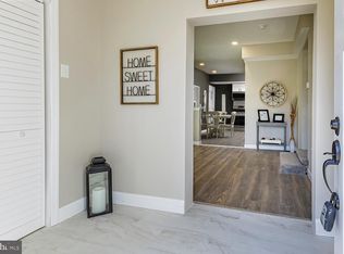 213 W 3rd St, Palmyra, NJ 08065