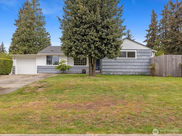 7631 201st Street SW, Edmonds, WA 98206