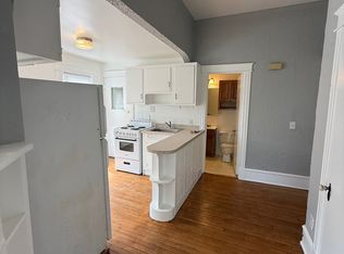 921 W Kalamazoo Ave APT 3, Kalamazoo, MI 49007