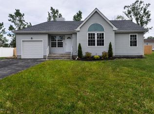 114 Oneida Lake Dr, Little Egg Harbor, NJ