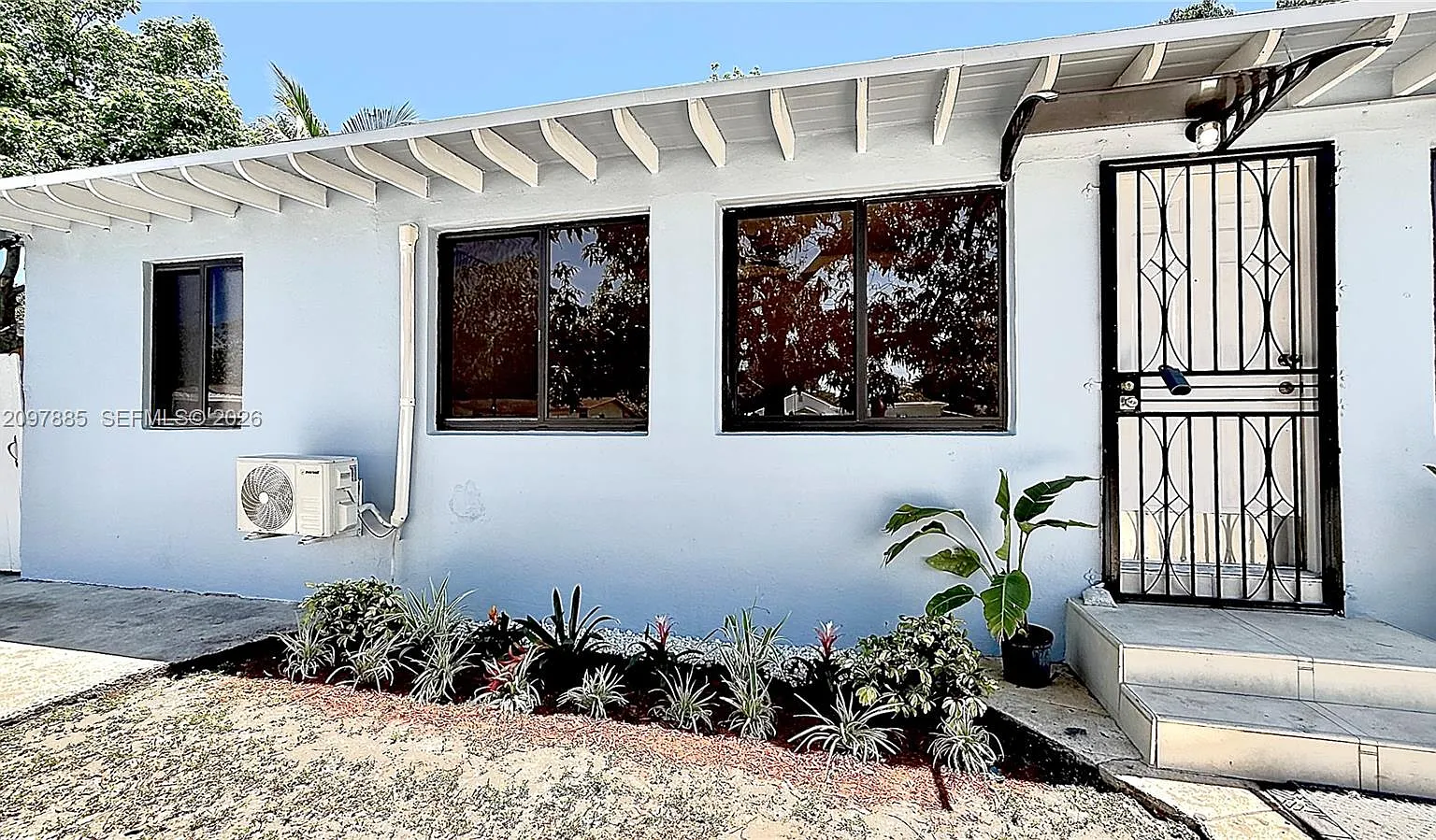 Avocado Estates — Photo 2