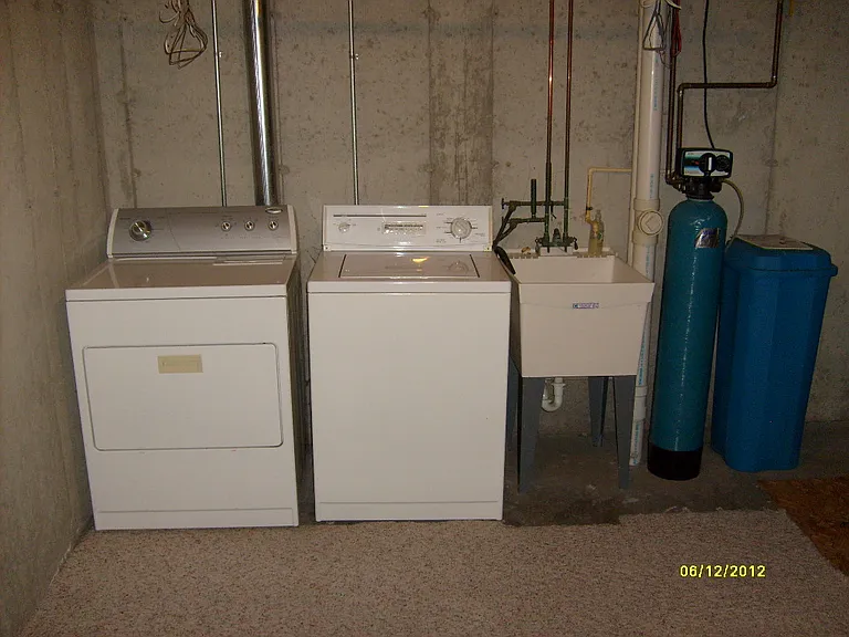 1329 Glacier Hill Dr — Photo 15