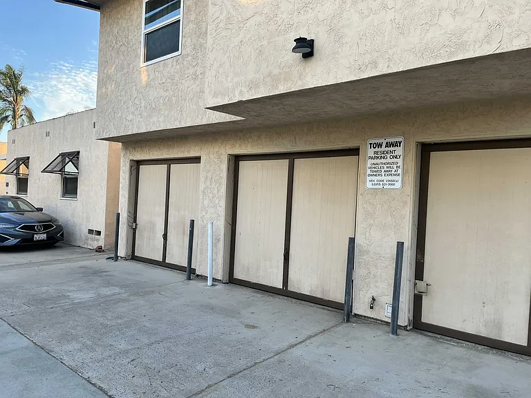 2948 Kalmia St #A — Photo 8
