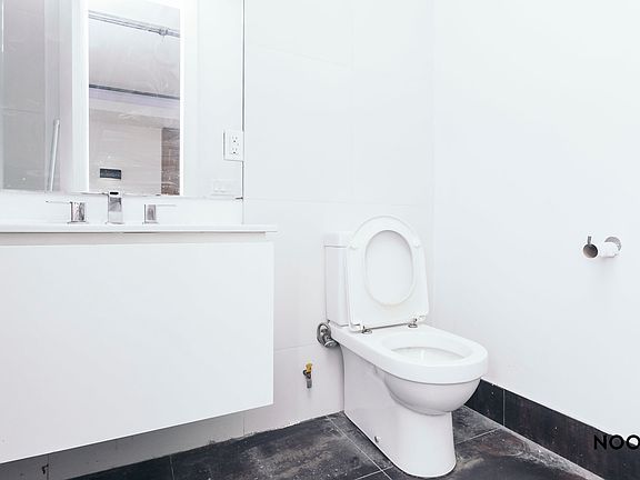 4th image of 56 S 11th St #4DD