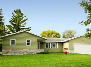 975 Prospect Ave, Fond Du Lac, WI 54937