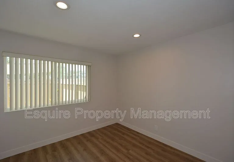 3551 W Hemlock St — Photo 8