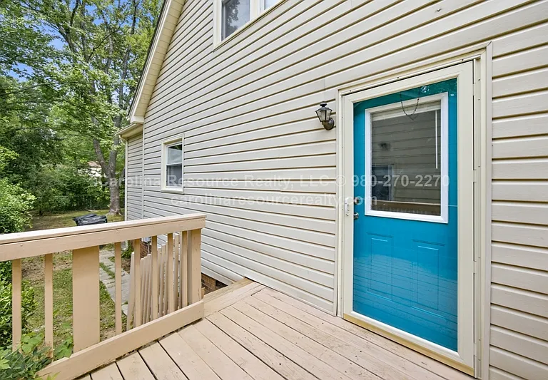 4535 Dawnwood Dr — Photo 22