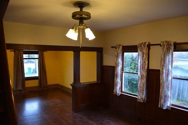 135 W Grant St — Photo 8