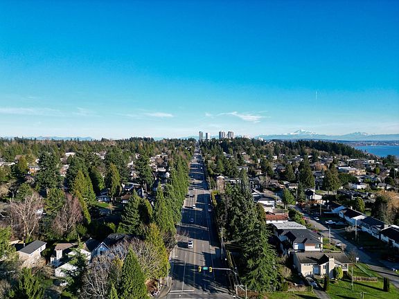 4th image of 14204 N Bluff Rd