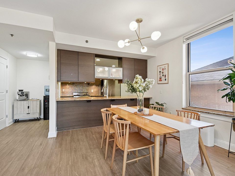 1st image of 10 Regent St APT 607