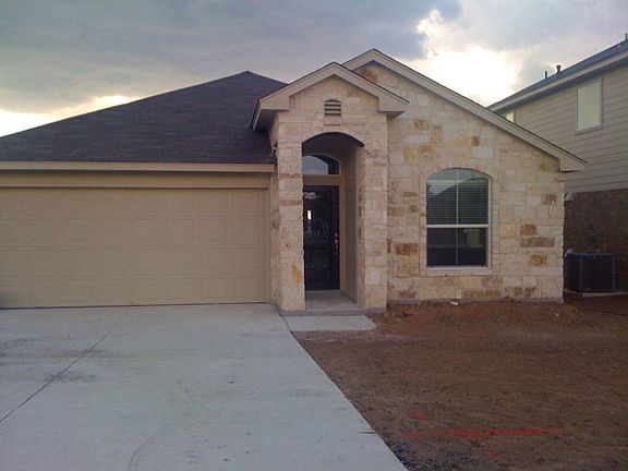 2nd image of 263 Oak Creek Way