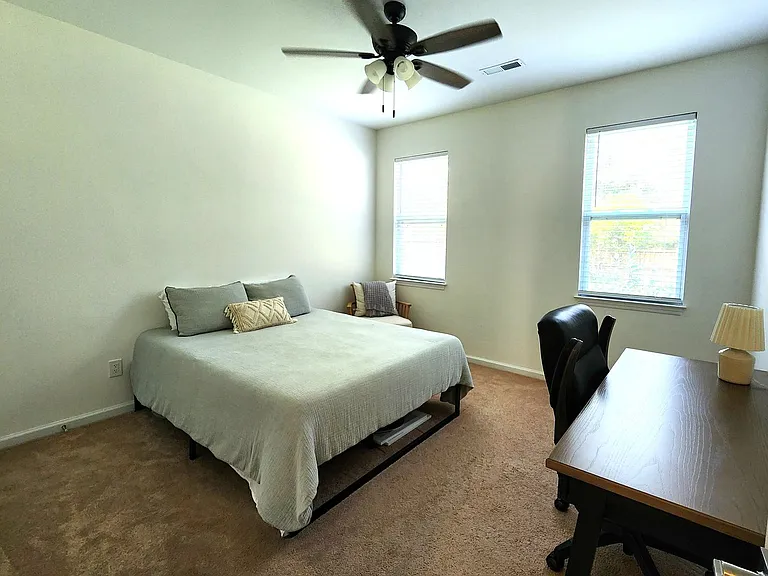 212 Sand Pebble Dr SE — Photo 28
