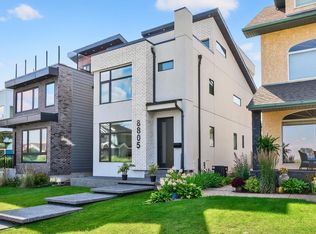 8805 Strathearn Dr NW, Edmonton, AB T6C 4C8