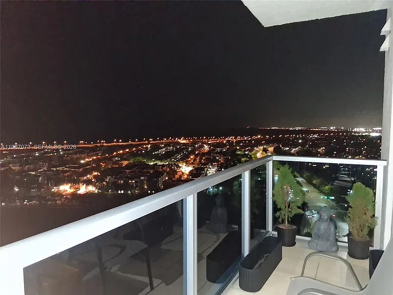 2641 N Flamingo Rd #2607N — Photo 23