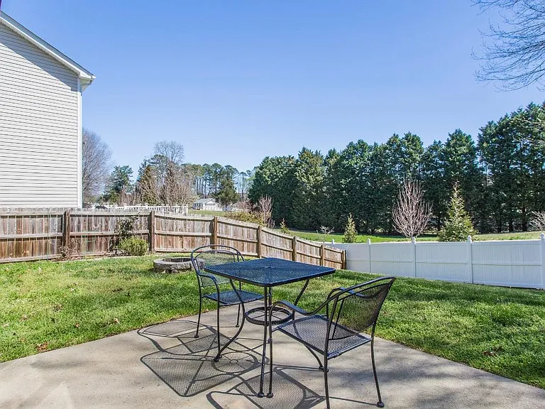 160 Solheim Ln — Photo 26