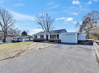 151 Parkview Heights Rd, Ephrata, PA 17522