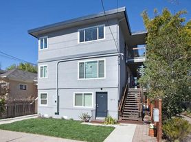 1711 Blake St, Berkeley, CA