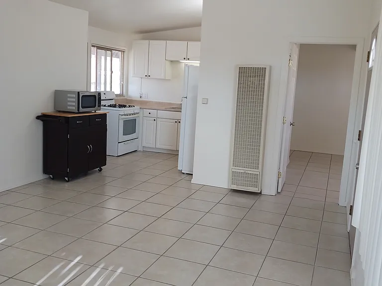 OPEN LIVING AREA