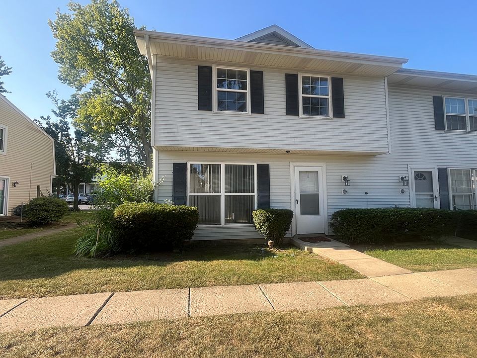 1st image of 19 Fernwood Dr #U