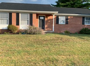 338 Hermitage Dr, Martinsburg, WV