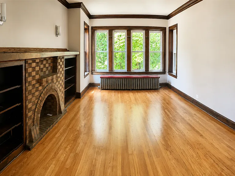 3415 N Claremont Ave #2 — Photo 1