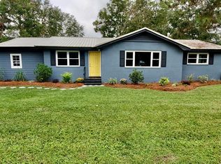 215 N Gordon Ave, Adel, GA 31620